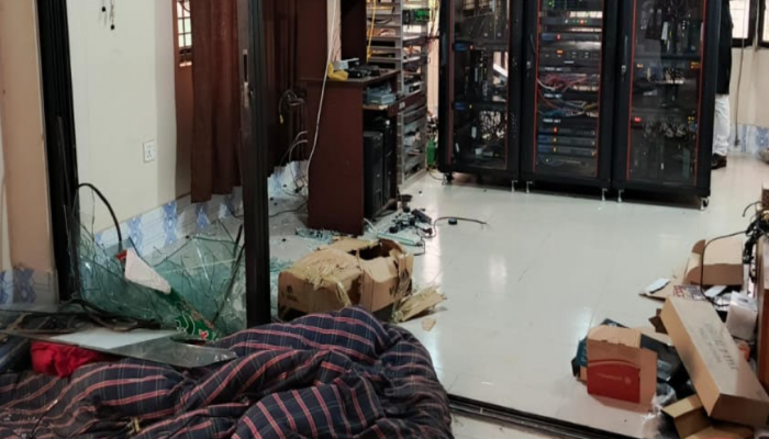 তানোরে বরেন্দ্র কেবল টিভি নেটওয়ার্কে পরিকল্পিত ভাবে হামলা ও ভাঙচুর ক্ষতির পরিমাণ ১ কোটি