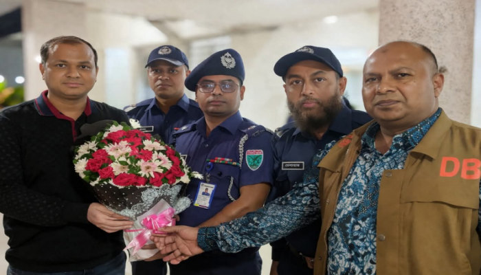 ​‎হবিগঞ্জে নতুন এসপি তারেক মাহমুদের যোগদান