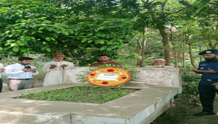 ​কেন্দুয়ায় শহীদ মুক্তিযোদ্ধাদের কবর জিয়ারত ও শ্রদ্ধাঞ্জলি