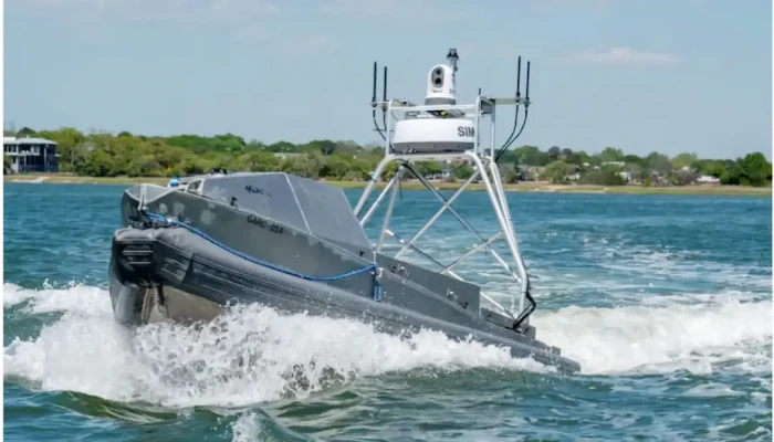 ইরান যুদ্ধে যুক্তরাষ্ট্র প্রথমবার ‘ড্রোন স্পিডবোট’ ব্যবহার করেছে