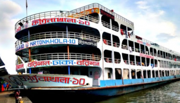 ​কীর্তনখোলা-১০ লঞ্চে অগ্নিকান্ড