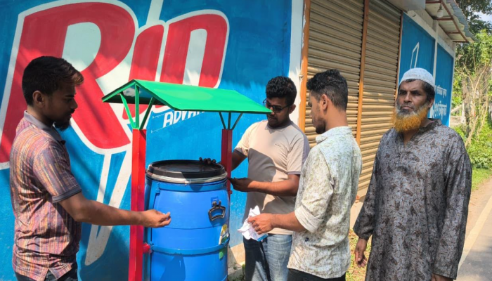 বানারীপাড়ায় উত্তরপাড় ইউনিটির পরিচ্ছন্নতা উদ্যোগ: ৬ স্থানে স্থায়ী ডাস্টবিন স্থাপন