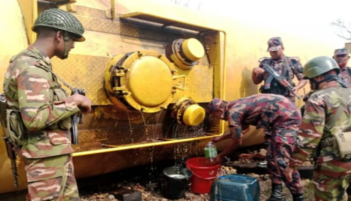 ​‎মাধবপুরে বিজিবি তৎপরতায় ট্রেন দুর্ঘটনা প্রায় ১,০০০ লিটার ডিজেল উদ্ধার