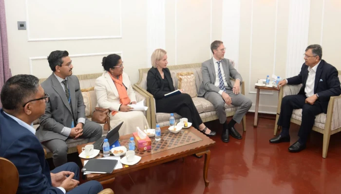 স্বরাষ্ট্রমন্ত্রীর সঙ্গে ইউএনডিপির আবাসিক প্রতিনিধিদলের সাক্ষাৎ