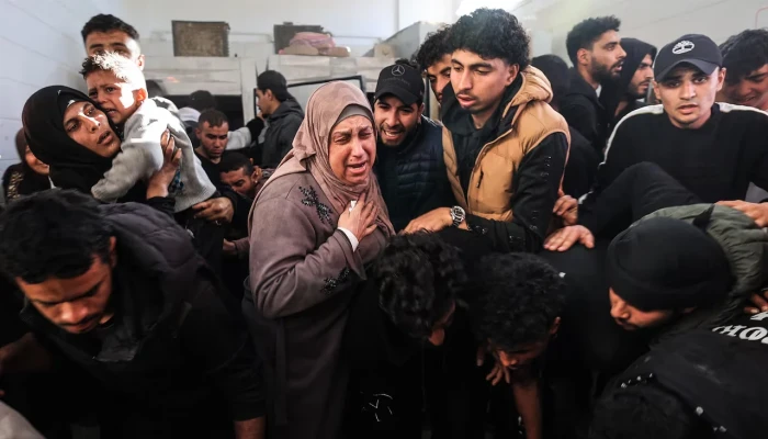 গাজায় স্কুলসংলগ্ন এলাকায় ড্রোন হামলা, নিহত অন্তত ১০