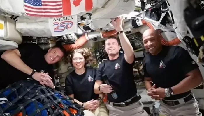 'কোনো মানুষ কখনো দেখেনি' এমন দৃশ্য দেখার কথা জানালেন আর্টেমিস ২ এর নভোচারীরা