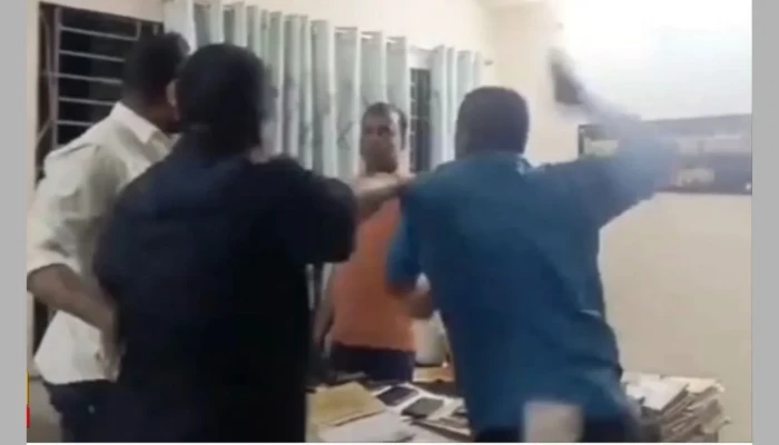 রাণীশংকৈলে মব সৃষ্টি করতে এসে মবের শিকার এক নেতা