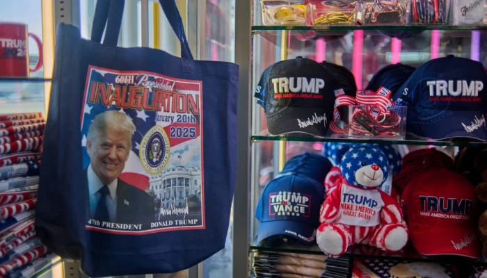 ইরান যুদ্ধের জেরে বন্ধ হলো ‘ট্রাম্প ট্রুথ স্টোর’