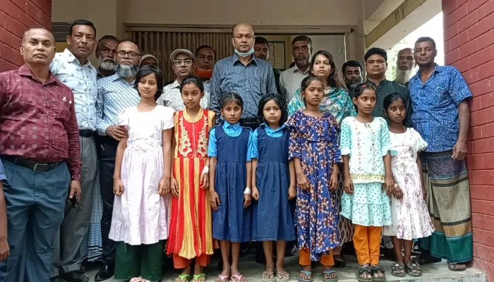 মাদারীপুরে টিফিনের খাবার খেয়ে ২০ শিক্ষার্থী অসুস্থ, তদন্ত কমিটি গঠন