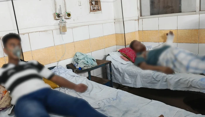 ইয়াবা সেবনে বাধা দেওয়ায় যুবদল নেতাকে কোপাল মাদক কারবারিরা