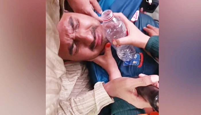 ৭২ ঘণ্টা পর অনশন ভাঙলেন শিক্ষার্থীরা