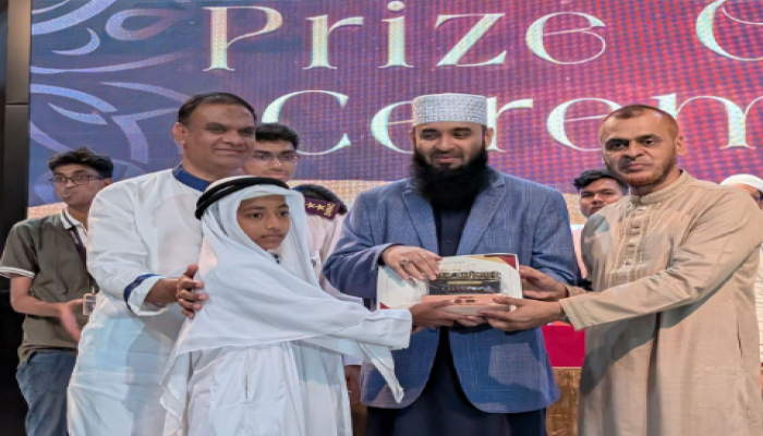 ​লালমনিরহাটে তেলাওয়াতে জাতীয় সেরা হাজী রেফাজউদ্দীন মাদ্রাসার আসিফ।