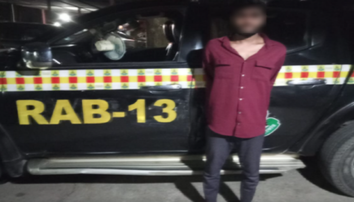 দিনাজপুরে এনজিও কর্মী গণধর্ষণ মামলার ৩নং এজাহারনামীয় আসামিকে গ্রেফতার করেছে র‍্যাব