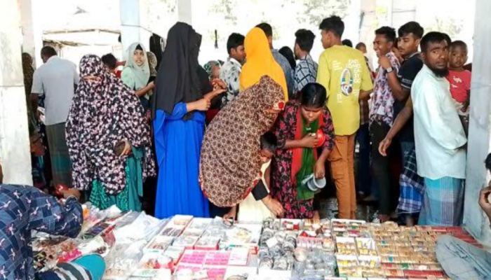 শত বছর ধরে উদযাপিত হচ্ছে কুড়িগ্রামের বালাবাড়িহাট মেলা ও অষ্টমীর মেলা