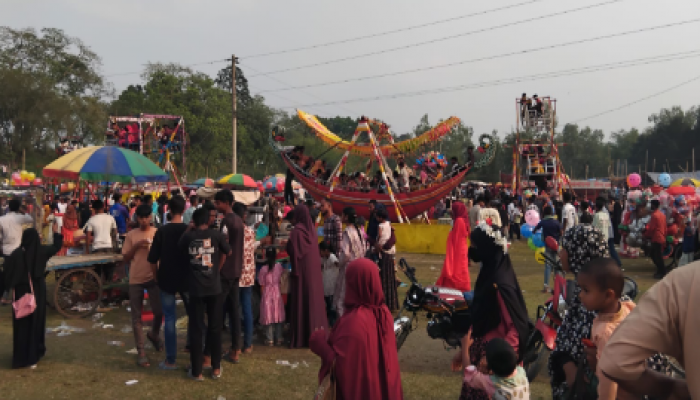 ​ঐতিহ্যবাহী মহারাজার দিঘীতে বৈশাখী মেলা ১৪৩৩ সমাপ্ত: শেষ দিনে ছিল জনসমাগমের ঢল