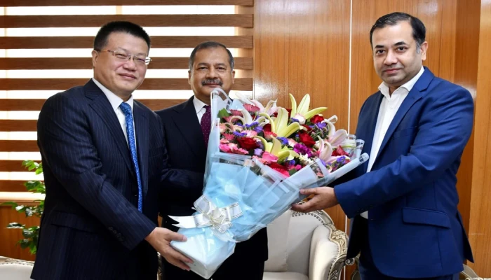 তথ্যমন্ত্রীর সাথে চীনা রাষ্ট্রদূতের সাক্ষাৎ