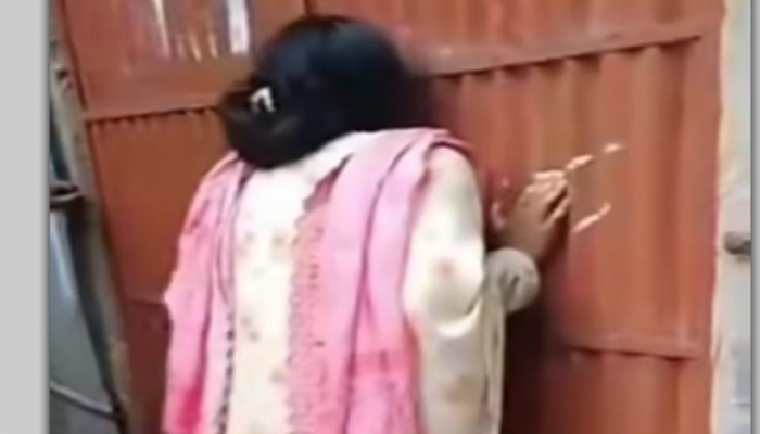 কুড়িগ্রামে প্রেমিকের বিয়ের পর বাড়ির গেটে প্রেমিকার আকুতি, ভিডিও ভাইরাল