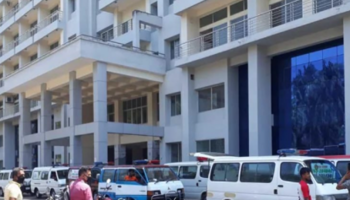 জনবলসংকটে ভোলার ২৫০ শয্যা হাসপাতাল, চিকিৎসাসেবায় চরম ভোগান্তি