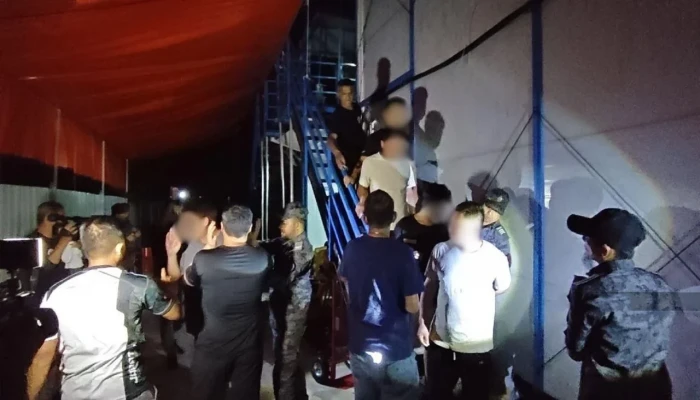 মালয়েশিয়ায় অভিবাসন অভিযানে বাংলাদেশিসহ ১৬ শ্রমিক আটক