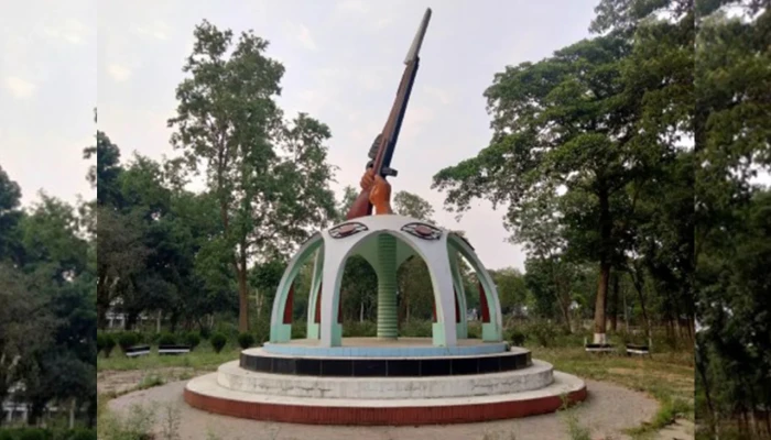 মুক্তিযুদ্ধের স্মারক মুক্তবাংলা ভাস্কর্য