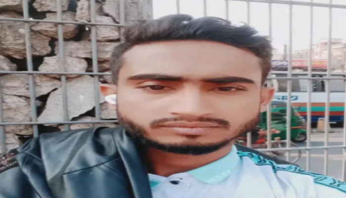 ​যাত্রাবাড়ী পরিবহন সেক্টরে চাঁদাবাজিঃ নিরব পুলিশ বাহিনী