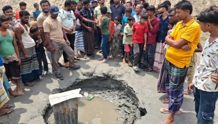 ভোলার চরফ্যাশনে পুকুরে গ্যাসের সন্ধান