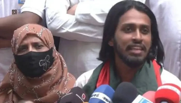 ‘আমি এক গর্বিত বিপ্লবীর মা’ আম্মারের মায়ের আবেগঘন স্ট্যাটাস