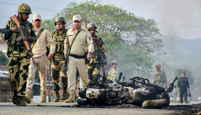 ভারতের মণিপুরে জাতিগত সংঘর্ষে গুলিতে নিহত ৩
