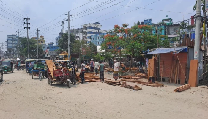দাউদকান্দিতে ইজারাদারের বিরুদ্ধে অতিরিক্ত টোল আদায়ের অভিযোগ