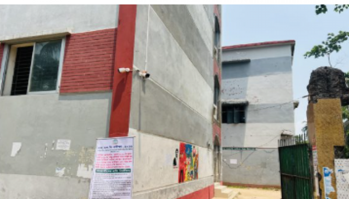 কাউখালীতে এসএসসির ৪ পরীক্ষার্থীর ফল নিয়ে অনিশ্চয়তা/দুই দিনে দুই সিলেবাসে পরীক্ষা