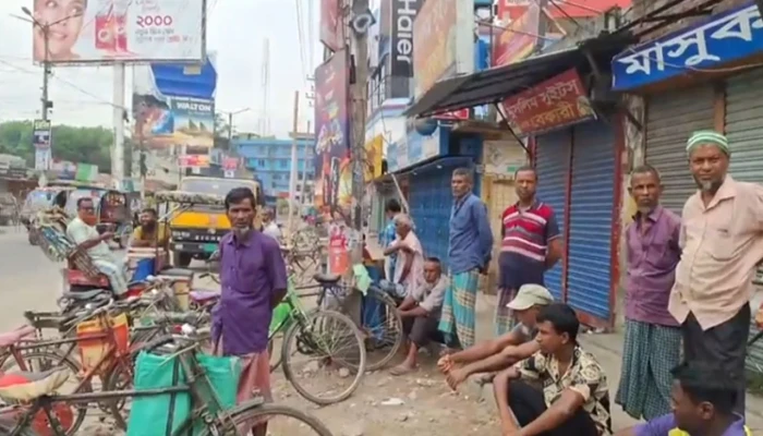 মানুষ বিক্রির হাটে টিকে থাকার সংগ্রাম