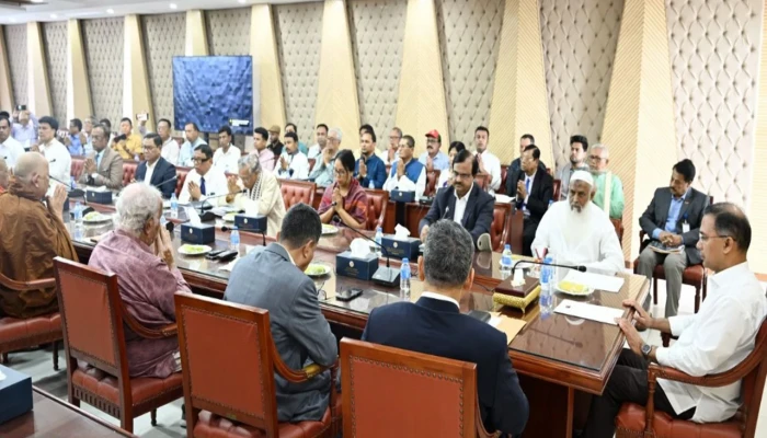 প্রধানমন্ত্রীর সঙ্গে বৌদ্ধ সম্প্রদায়ের নেতৃবৃন্দের শুভেচ্ছা বিনিময়