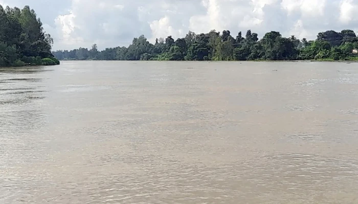 উত্তর-পূর্বাঞ্চলের সাত নদীর পানি বিপদসীমার ওপরে