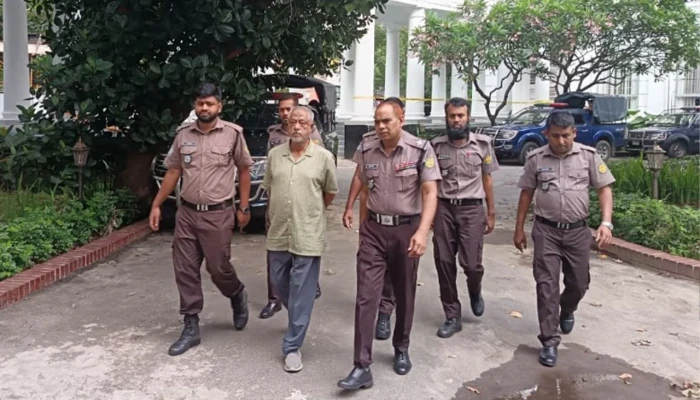 সাবেক সেনা কর্মকর্তা মাসুদ চৌধুরীকে গ্রেপ্তার দেখালো ট্রাইবুনাল