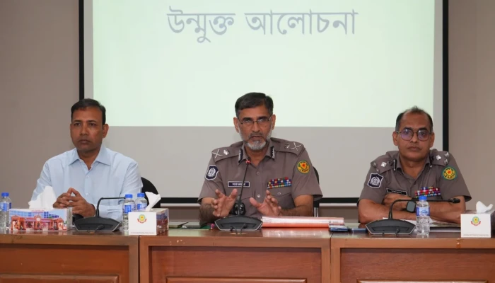 ঈদে অপরাধ প্রতিরোধে পুলিশ সদস্যদের সর্বোচ্চ সজাগ থাকার নির্দেশ