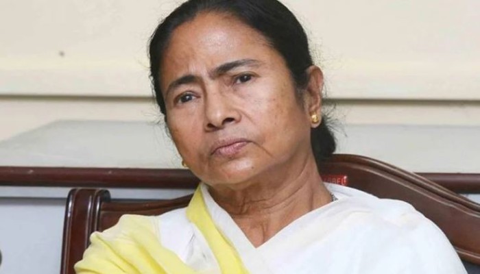 মমতা ব্যানার্জীর রাজনৈতিক ভবিষ্যৎ কোন পথে