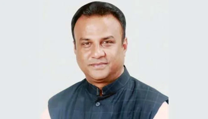 অস্ত্র মামলায় শাহীন চাকলাদারের বিরুদ্ধে পরোয়ানা