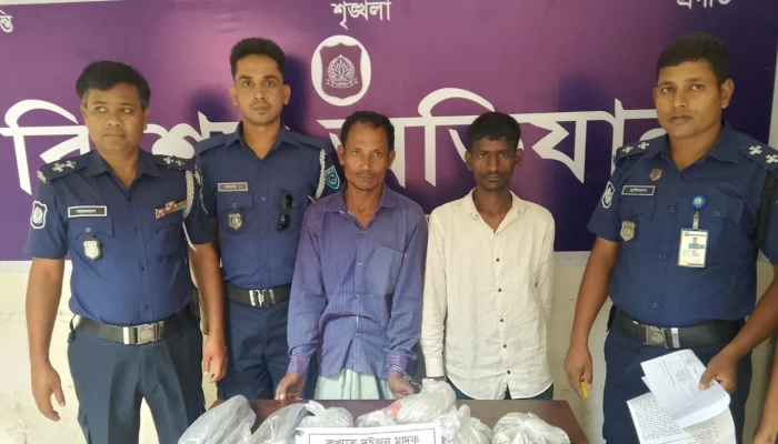 পীরগাছায় দেড় কেজি গাঁজাসহ দুই মাদক কারবারি আটক