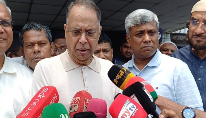ফ্যাসিস্ট সরকার দেশের সম্পদকে ধ্বংস করে বিদেশ থেকে বিদ্যুৎ আমদানি করেছে