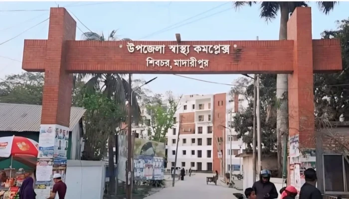শিবচরে কুকুরের কামড়ে আহত ১৪, তিন শিশু আশঙ্কাজনক