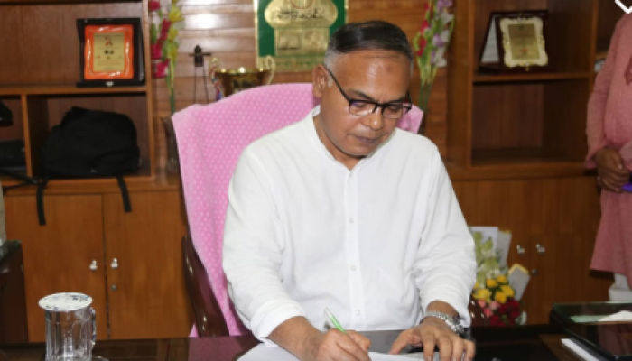 ​নবনিযুক্ত ভিসির যোগদান, প্রথমেই ইবির মূল লক্ষ্যে ফেরার প্রতিজ্ঞা!