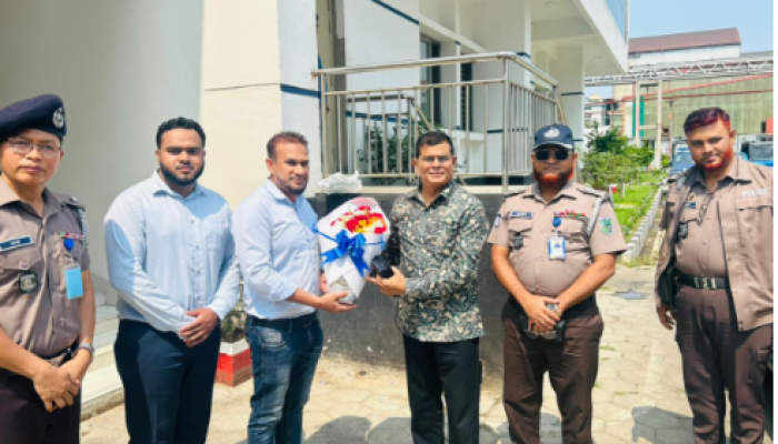 ​মহাসড়কে নিরাপত্তা জোরদার লক্ষ্যে শায়েস্তাগঞ্জ হাইওয়ে থানা পরিদর্শনে অ্যাডিশনাল আইজি মোঃ দেলোয়ার হোসেন মিঞা নির্দেশ