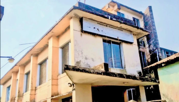 নির্মাণের এক দশকেও চালু হয়নি প্রতিবন্ধী স্কুল