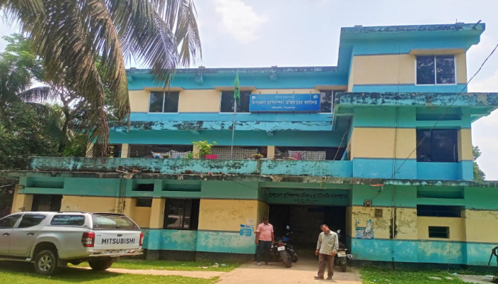 তীব্র জনবল সংকটে কাউখালী প্রাণিসম্পদ দপ্তর, ব্যাহত হচ্ছে সেবা