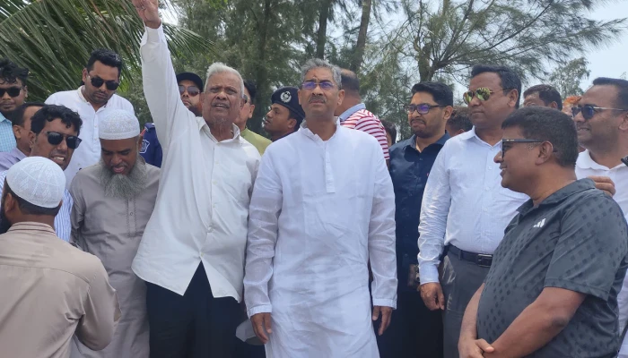 মেঘনার ভাঙন রোধে স্থায়ী ব্যবস্থাগ্রহণের আশ্বাস পানিসম্পদ মন্ত্রীর