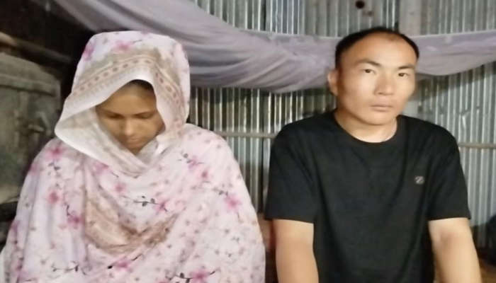 চীনের যুবক কুড়িগ্রামের মেয়েকে বিয়ে করে শশুরবাড়ীতে এলেন