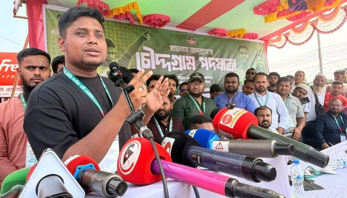 দেশটাকে আরও পাল্টাতে হবে: হাসনাত আবদুল্লাহ