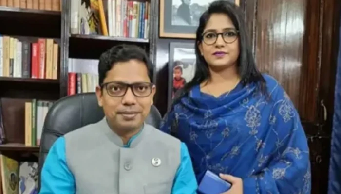 পলক ও তার স্ত্রীর আয়কর নথি জব্দ