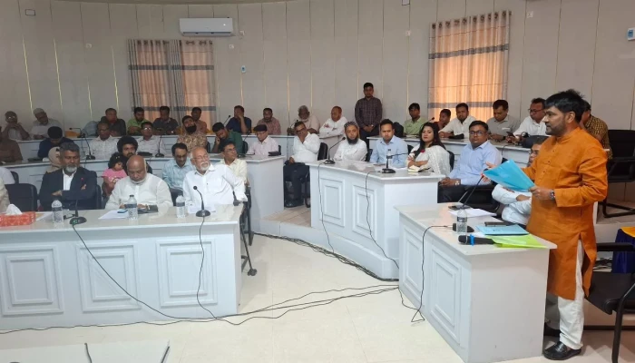 নওগাঁ বিশ্ববদ্যালয়ের অবকাঠামো নিয়ে মতবিনিময় সভা