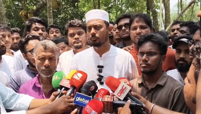 সীমান্ত হত্যা বন্ধ করতে না পারলে স্বরাষ্ট্রমন্ত্রীর পদত্যাগ করা উচিত